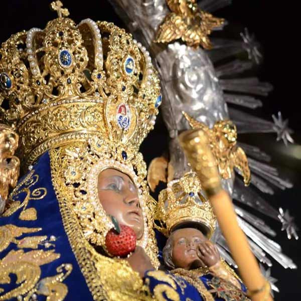 Virgen de la Cabeza corona y rostrillo Andújar