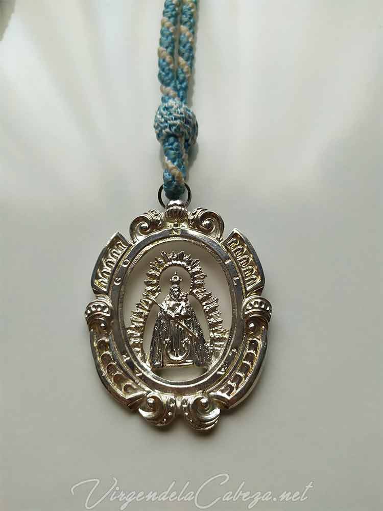 medalla-cofradia-Virgen-Cabeza-romeria-arjonilla