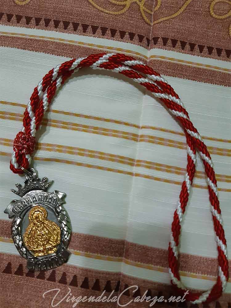Medalla romera cofradía Arjona