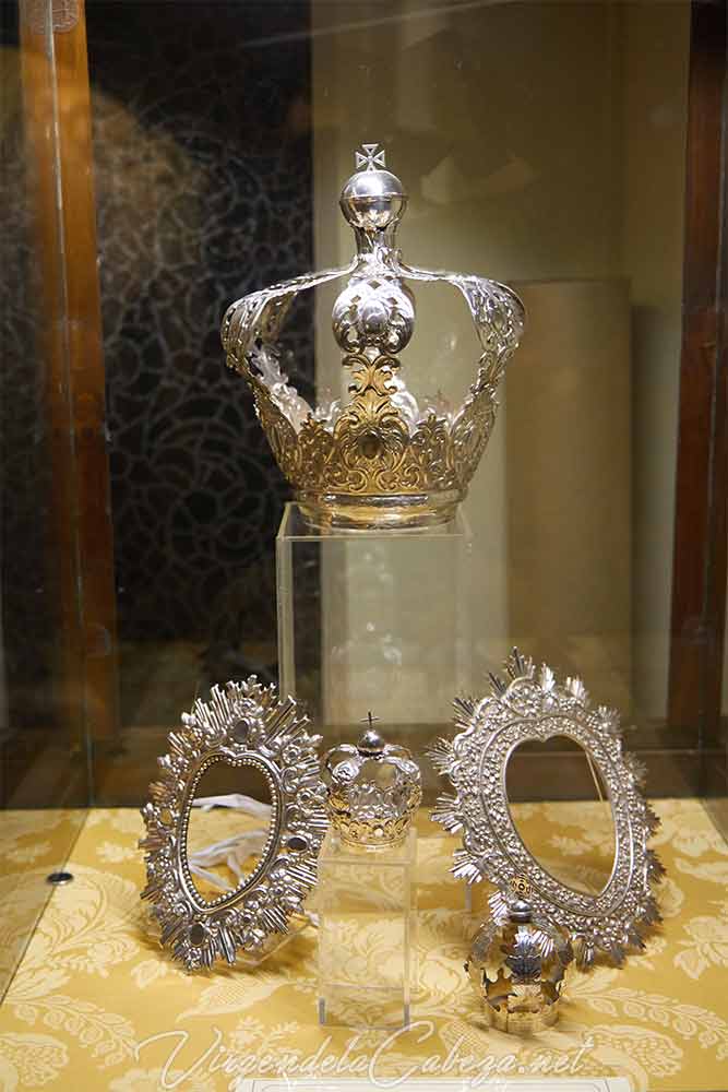 Corona y rostrillo plata Virgen de la Cabeza