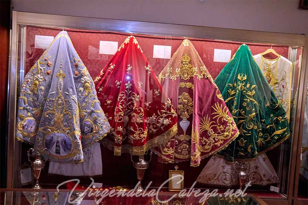 mantos Museo santuario Virgen de la Cabeza