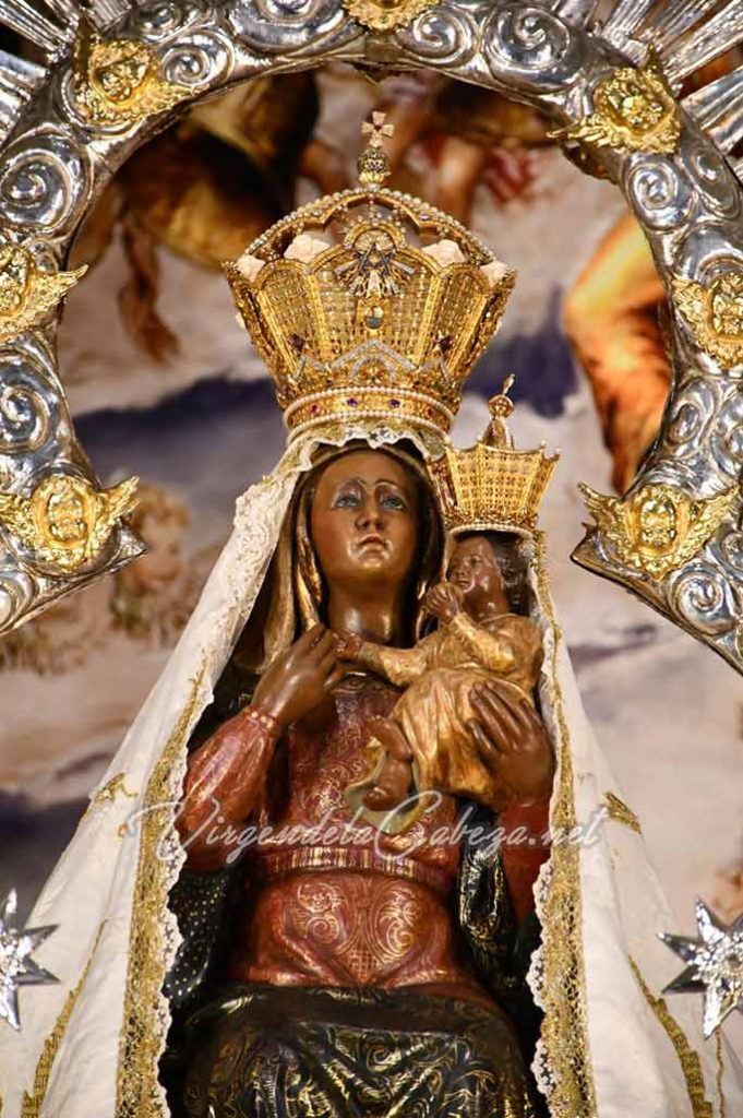 Virgen de la Cabeza sin vestir con manto