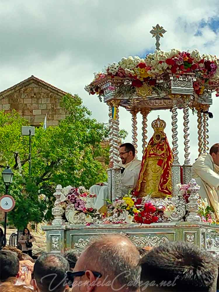 Procesión Virgen de la Cabeza romería santuario