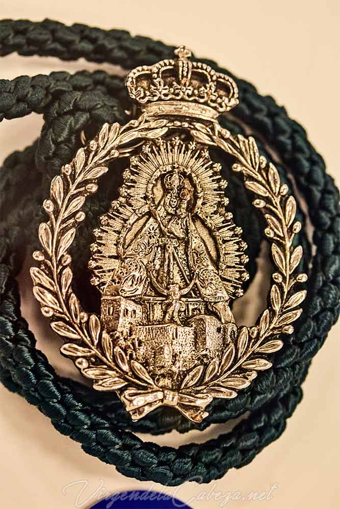 Medalla cofradía Luque