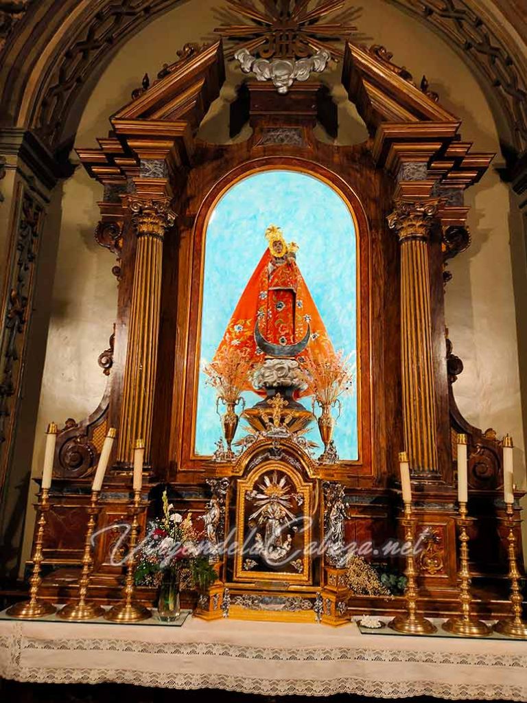 Altar Virgen en San Bartolome
