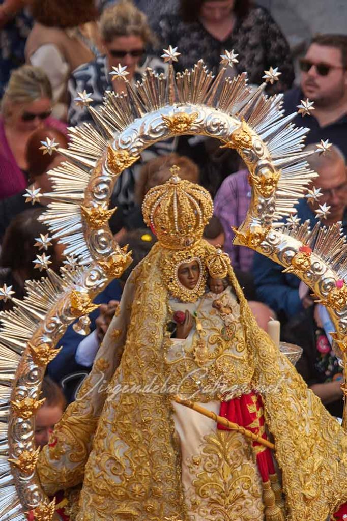 Corona centenario oro Virgen de la Cabeza
