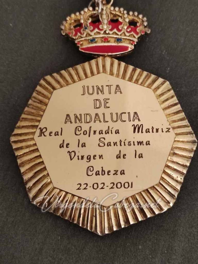 Reverso medalla de Andalucía