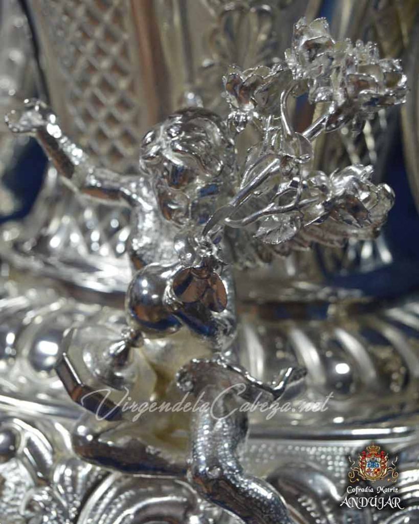 Jarra Virgen de la Cabeza rosa de oro